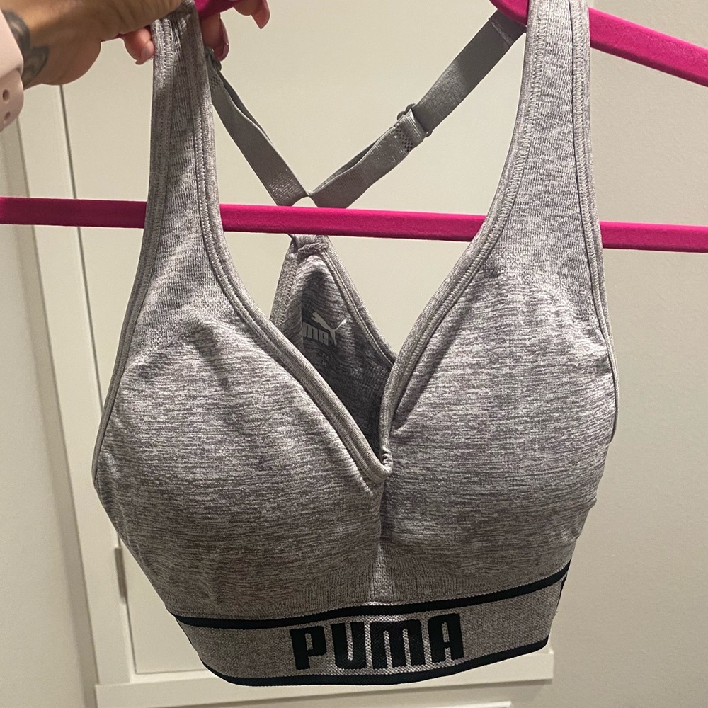 Sports bra